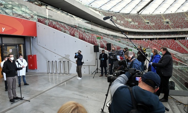 Premier: Dzisiaj do szpitala tymczasowego na Stadionie Narodowym trafi pierwszy pacjent