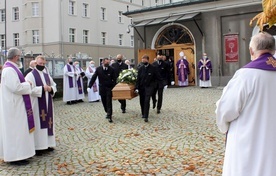 Wyróżniały go dwie cechy: modlitwa i ruchliwość