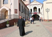 Do wspólnej modlitwy zaprasza ks. prał. Jerzy Karbownik, kustosz sanktuarium w Skarżysku-Kamiennej.