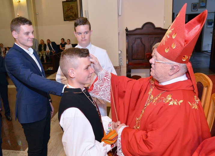 Bp Józef Zawitkowski w kadrach R. Taflińskiego