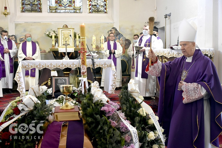 Pożegnanie ks. Piotra Mycana w parafii św. Mikołaja w Kaczorowie