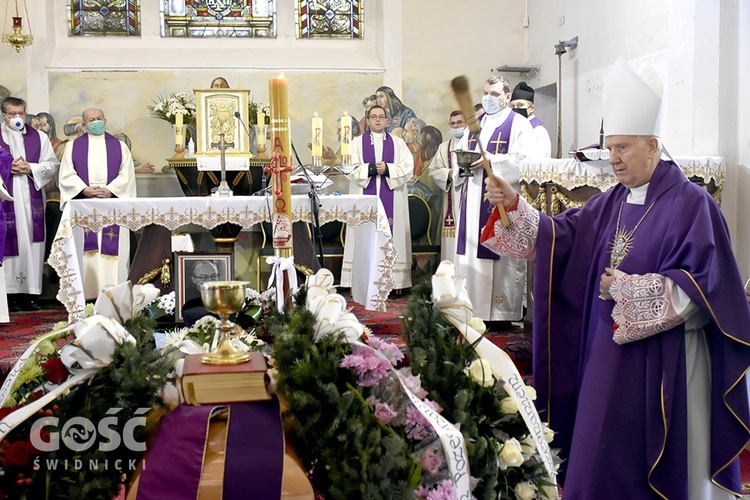 Pożegnanie ks. Piotra Mycana w parafii św. Mikołaja w Kaczorowie