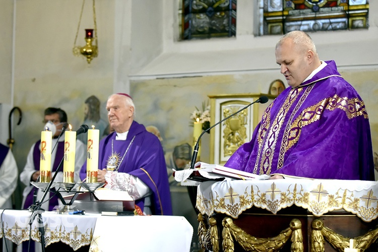 Pożegnanie ks. Piotra Mycana w parafii św. Mikołaja w Kaczorowie