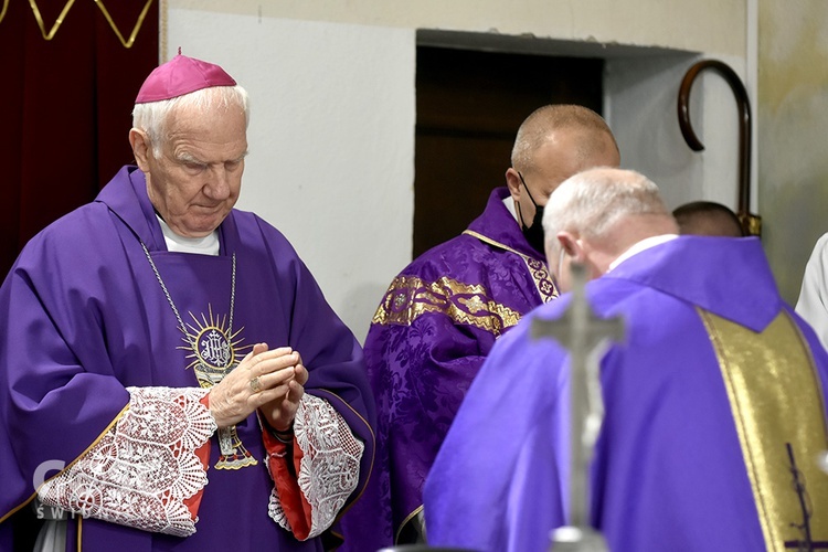 Pożegnanie ks. Piotra Mycana w parafii św. Mikołaja w Kaczorowie