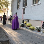 Odsłonięcie tablic pamiątkowych na cmentarzu w Żabnie