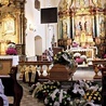 ▲	Pogrzeb w kościele redemptorystów – sanktuarium Matki Bożej Nieustającej Pomocy. 