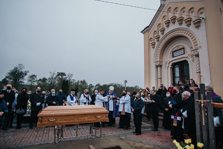 Uroczystości pogrzebowe śp. bp. Józefa Zawitkowskiego