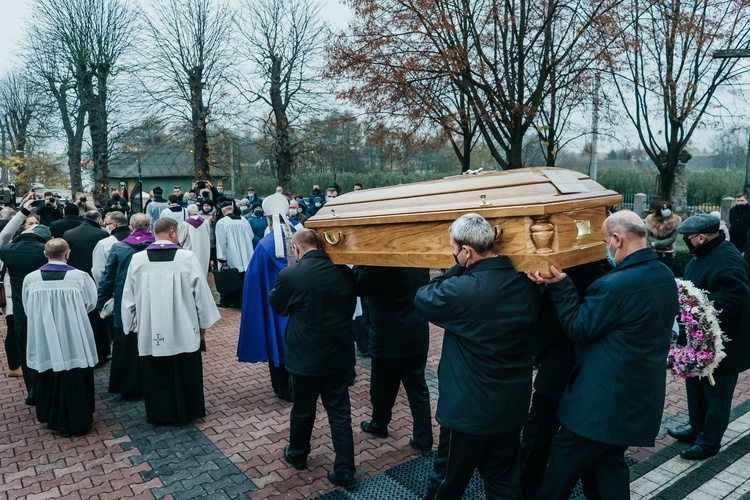 Uroczystości pogrzebowe śp. bp. Józefa Zawitkowskiego