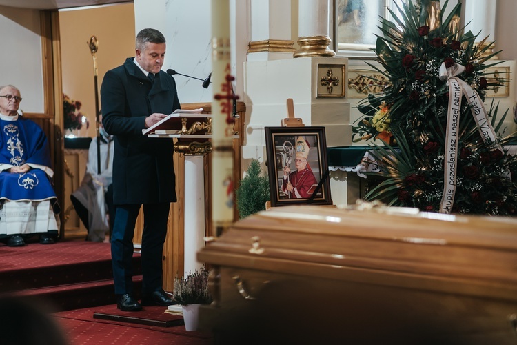 Uroczystości pogrzebowe śp. bp. Józefa Zawitkowskiego