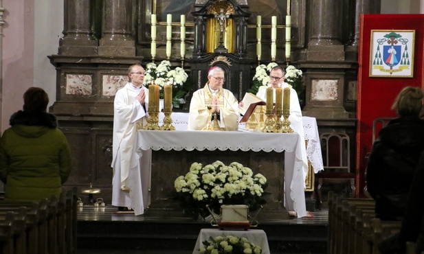 Modlitwa za rodziców dzieci utraconych to wyraz braterstwa i wiary.