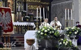 Bp Marek Mendyk w czasie Mszy św. w strzegomskiej bazylice.