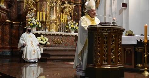 Skromne obchody Święta Niepodległości w Opolu