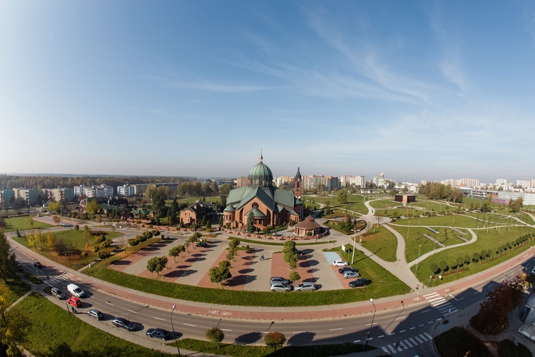 Tychy. 30-lecie parafii bł. Karoliny