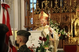 Homilię wygłosił bp Henryk Tomasik.