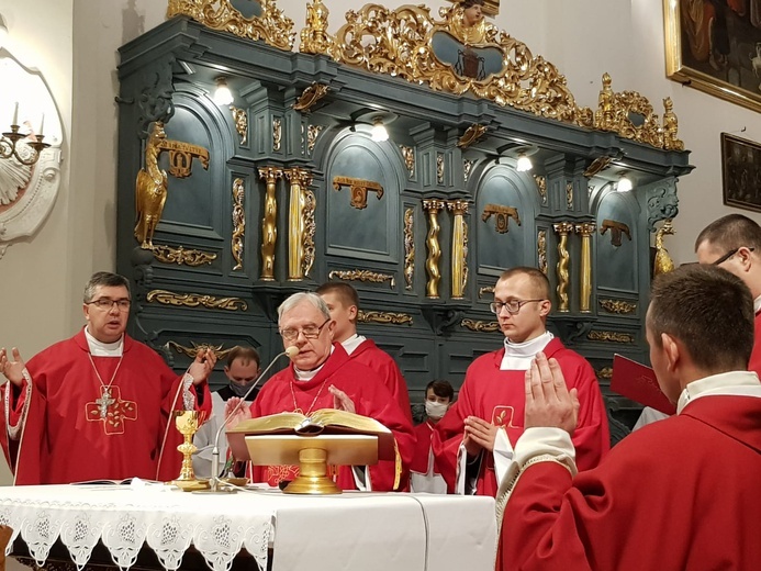 W tym roku uroczystości patronalne ograniczyły się tylko do Mszy Świętej odprawionej w Bazylice Katedralnej.