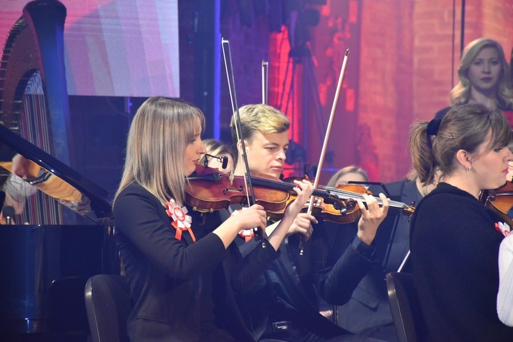 Koncert dla uczczenia 102. rocznicy odzyskania przez Polskę niepodległości