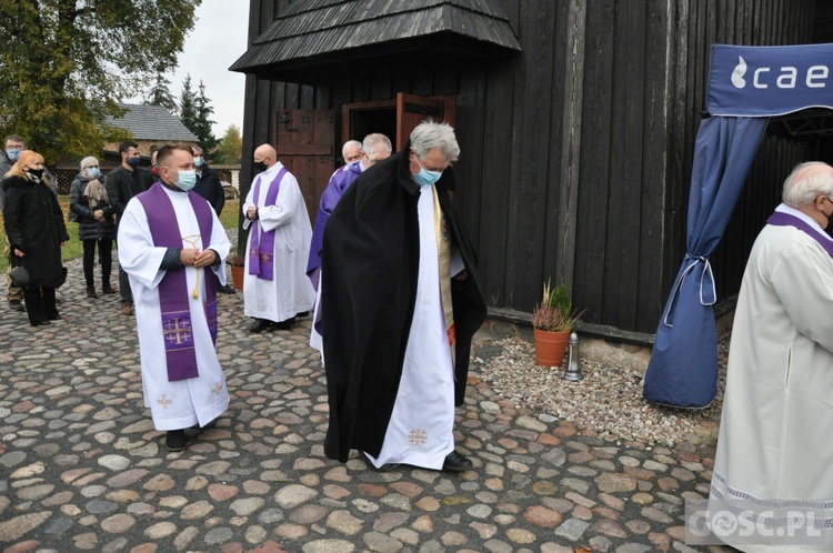 Pogrzeb ks. Zdzisława Przybysza