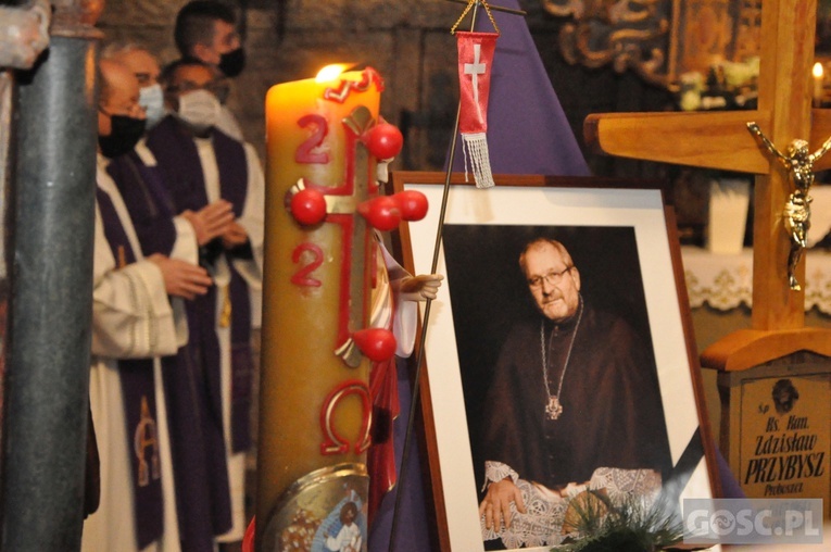 Pogrzeb ks. Zdzisława Przybysza