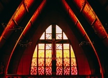 #RedWeek: kościoły w kolorze krwi