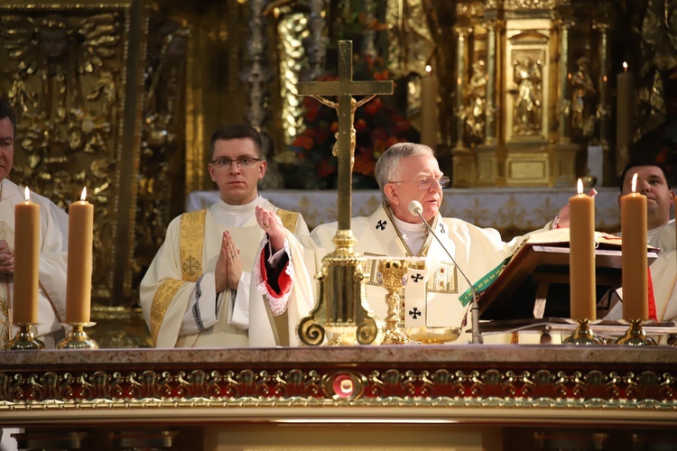 Konsekracja nowego ołtarza w kościele Bożego Ciała w Krakowie