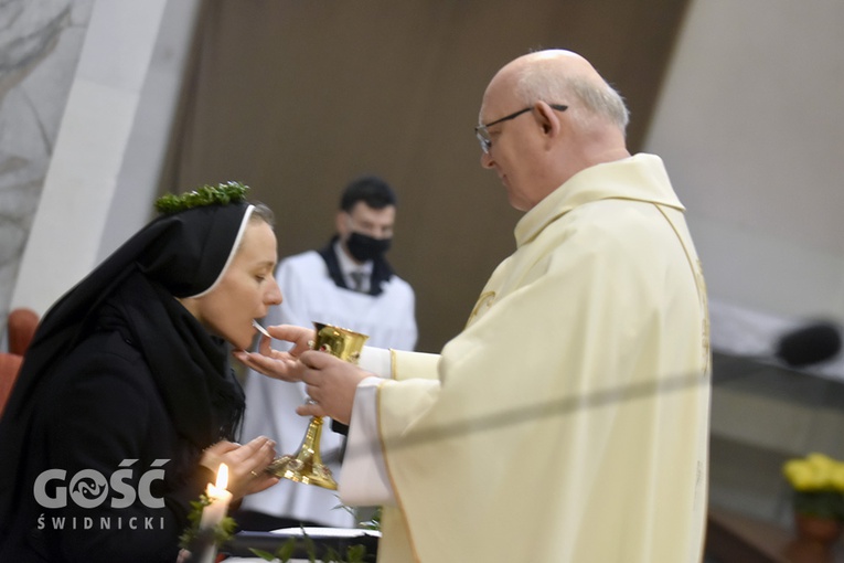 Pielgrzymka dziękczynna marianek i profesja wieczysta s. Racheli
