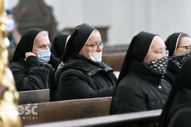 Pielgrzymka dziękczynna marianek i profesja wieczysta s. Racheli