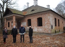Dwór w Bielinach