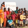 Muzyka ocala - o tym przekonani sa trwórcy African Music School 