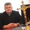 ▲	– W Kościele jest miejsce zarówno dla prawa, jak i dla charyzmatów – mówi ks. Cipior, cytując św. Jana Pawła II.