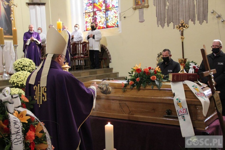 Pogrzeb śp. ks. Ireneusza Łuczaka