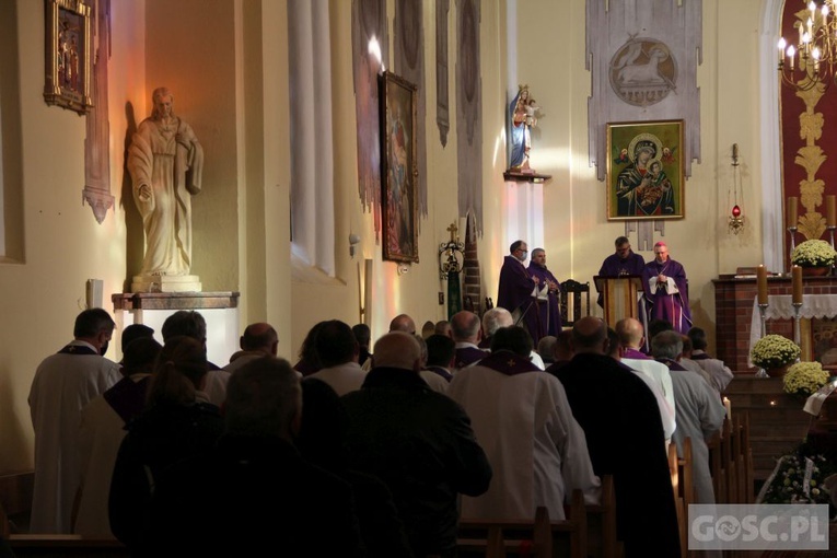 Pogrzeb śp. ks. Ireneusza Łuczaka