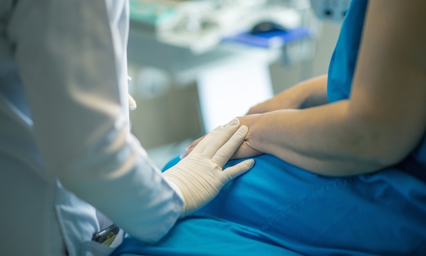 Powstają przepisy premiujące osoby oddające osocze