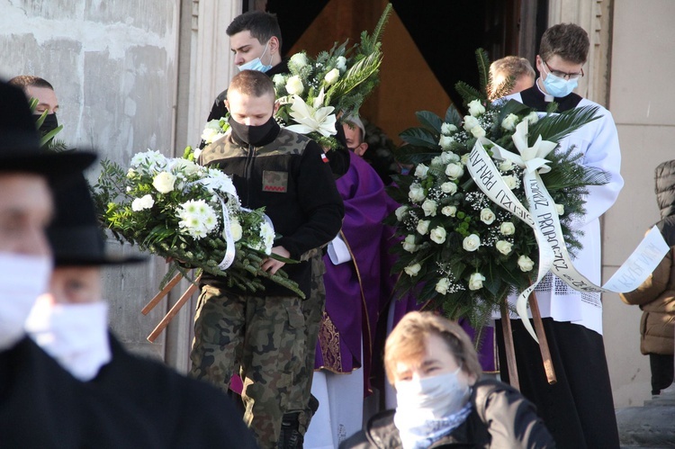 Dąbrowa Tarnowska pożegnała śp. ks. prał. Józefa Porembę