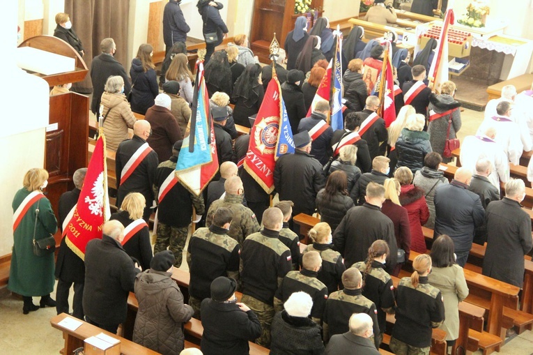 Dąbrowa Tarnowska pożegnała śp. ks. prał. Józefa Porembę