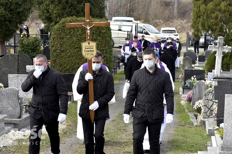 Ostatnie pożegnanie ks. Stanisława Czachora