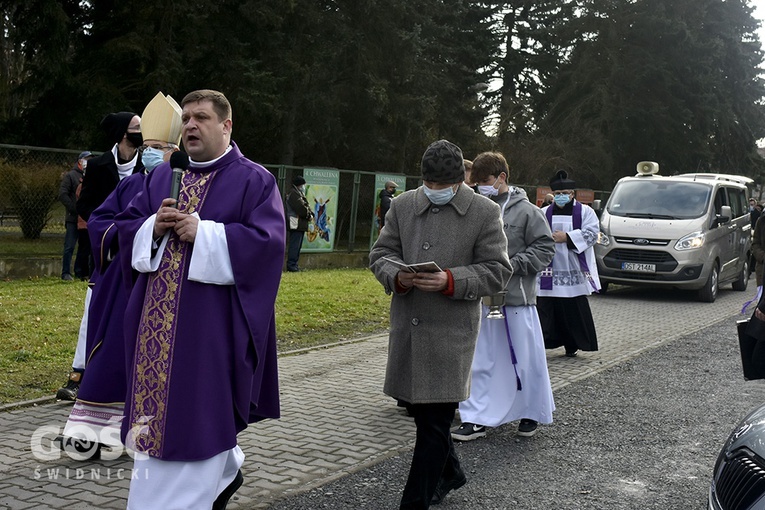 Ostatnie pożegnanie ks. Stanisława Czachora
