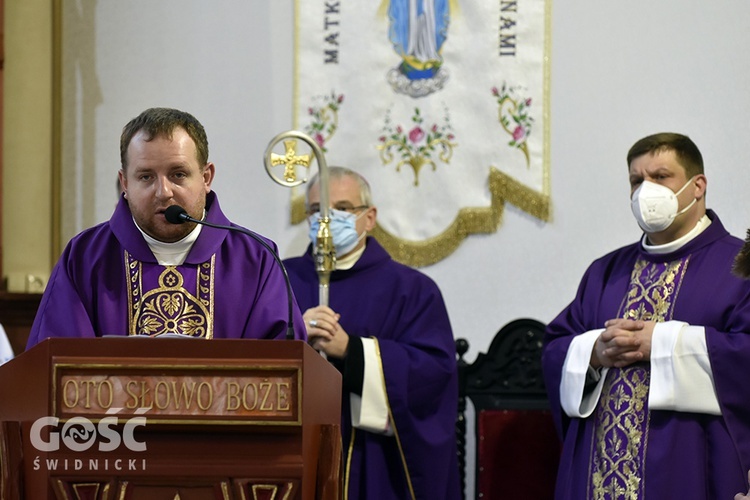 Ostatnie pożegnanie ks. Stanisława Czachora