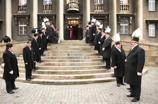 Archiwum. Ingres abp. Wiktora Skworca do katedry Chrystusa Króla w Katowicach