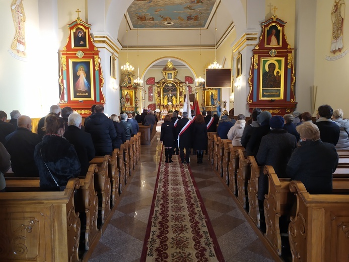 Trzciana k. Bochni. Pożegnanie śp. ks. Władysława Jemioło