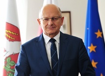 Prezydent Krzysztof Żuk przechodził testy na COVID-19 już kilkakrotnie.