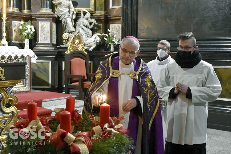 I nieszpory I niedzieli Adwentu w katedrze świdnickiej