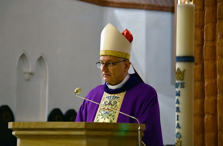 Rozpoczęcie Adwentu w koszalińskiej katedrze