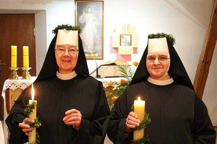 Jubileusz 60-lecia ślubów zakonnych elżbietanek cieszyńskich: s. Letycji i s. Ancilli