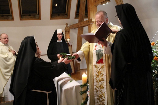 Jubileusz 60-lecia ślubów zakonnych elżbietanek cieszyńskich: s. Letycji i s. Ancilli