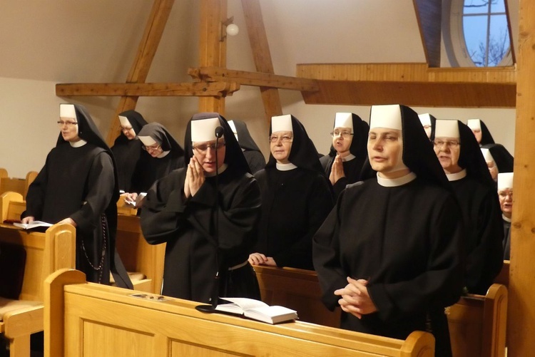 Jubileusz 60-lecia ślubów zakonnych elżbietanek cieszyńskich: s. Letycji i s. Ancilli