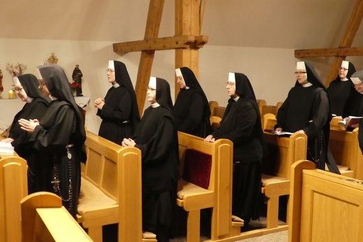 Jubileusz 60-lecia ślubów zakonnych elżbietanek cieszyńskich: s. Letycji i s. Ancilli