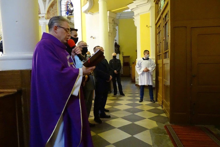 Wschowa. Poświęcenie tablicy z okazji 100. rocznicy Cudu nad Wisłą