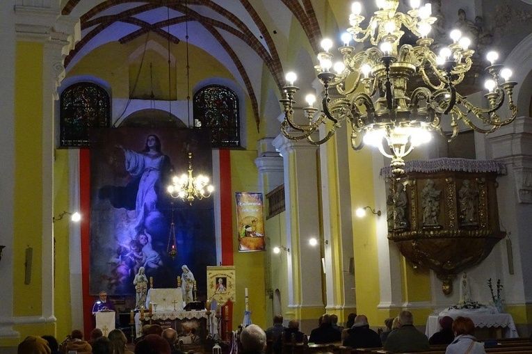 Wschowa. Poświęcenie tablicy z okazji 100. rocznicy Cudu nad Wisłą