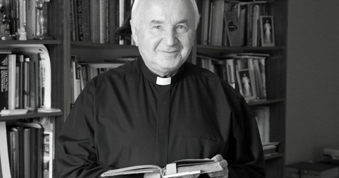 Zmarł ks. prof. dr hab. Władysław Nowak 