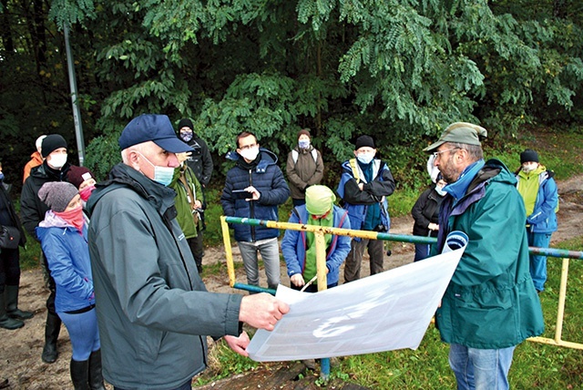 ▲	Uczestnicy sesji speleologicznej w Staszowie.